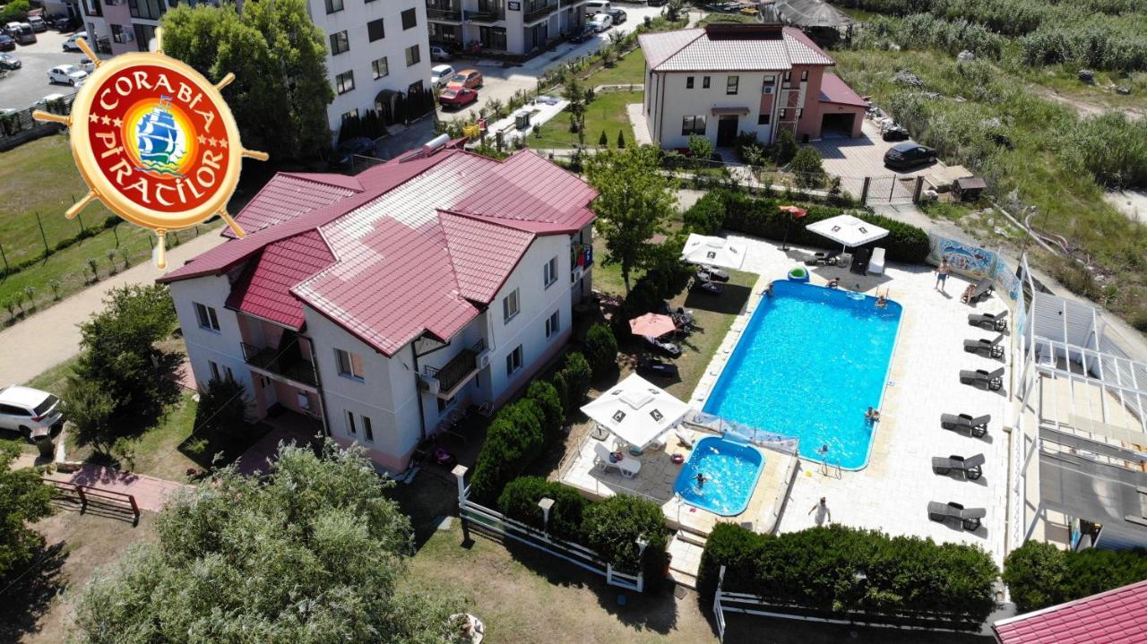 Club De Vacanta Corabia Piratilor-Mamaia Nord Navodari Ngoại thất bức ảnh