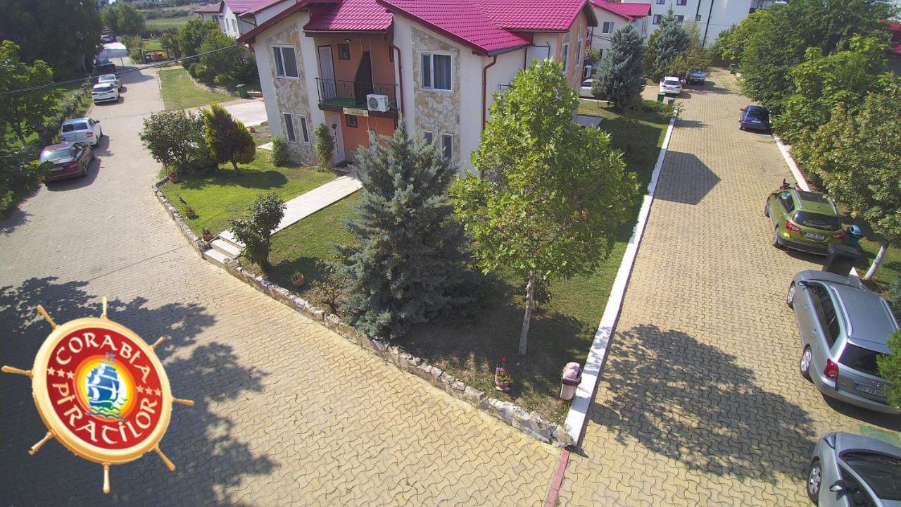 Club De Vacanta Corabia Piratilor-Mamaia Nord Navodari Ngoại thất bức ảnh