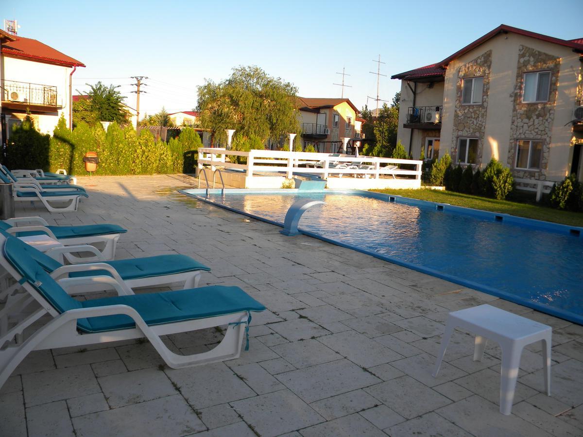 Club De Vacanta Corabia Piratilor-Mamaia Nord Navodari Ngoại thất bức ảnh